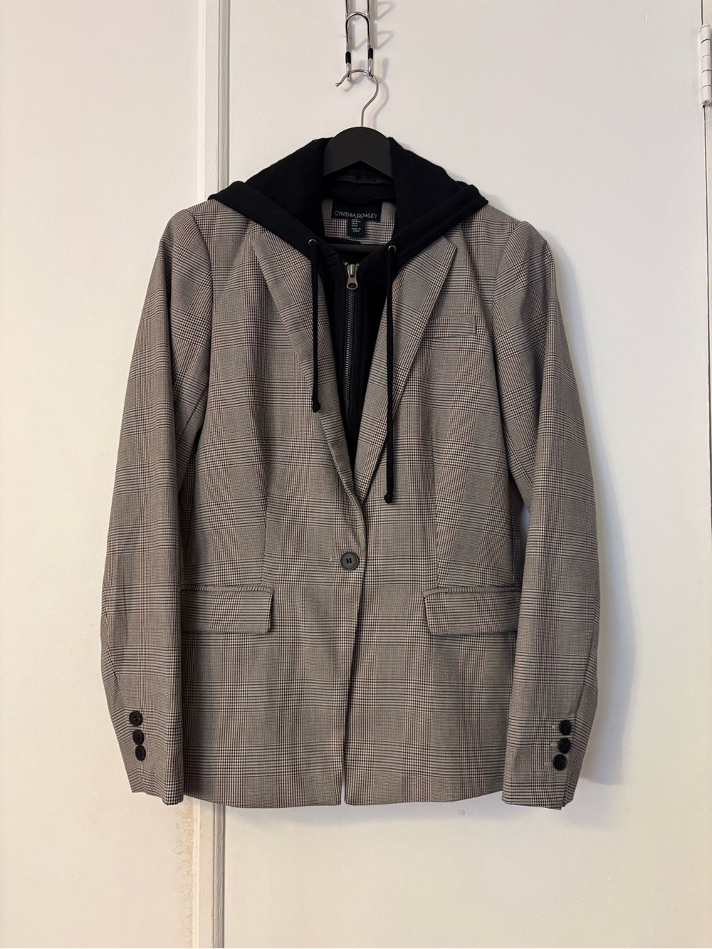 Cynthia Rowley Gray Glen Plaid Blazer with Zip-Out Black Hoodie Insert